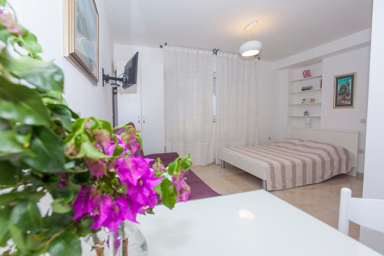 Apartments Lara 포드고라 외부 사진